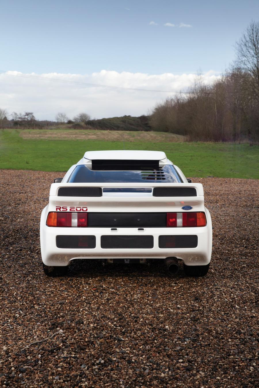  Ford RS200 Evolution 1984 года  (фото 22 из 45)